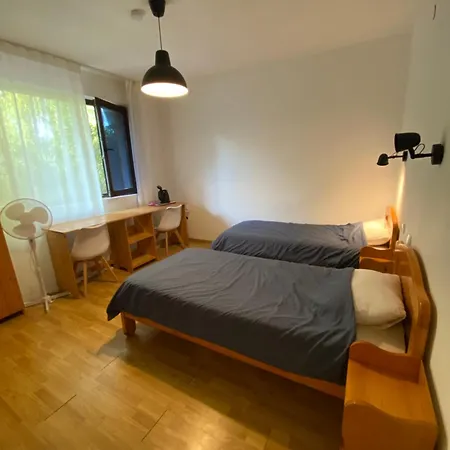 Travellers Rest Проживание в семье