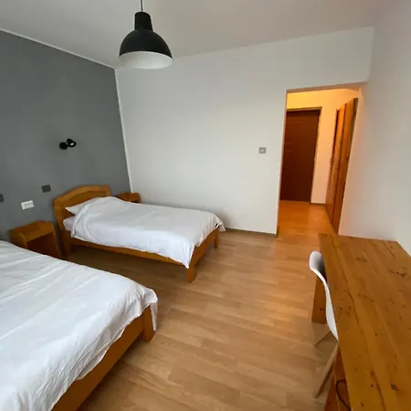 Проживание в семье Travellers Rest