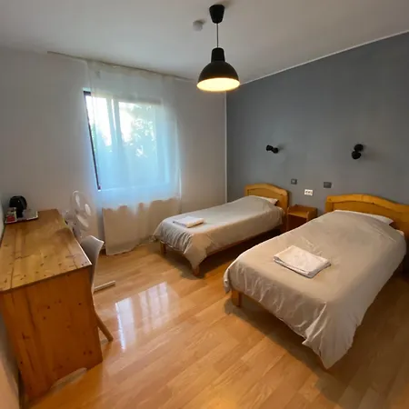 Проживание в семье Travellers Rest
